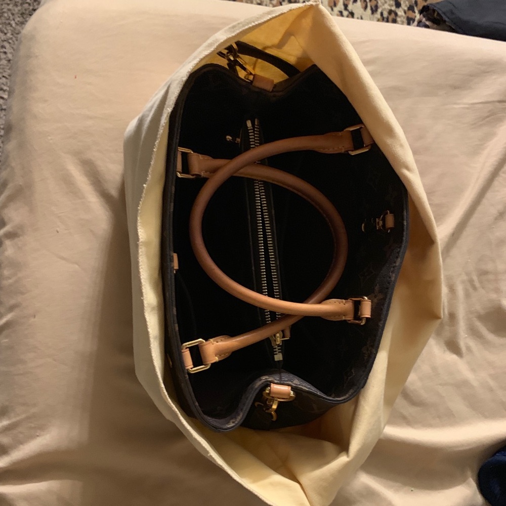 Proof of packaging and shipment